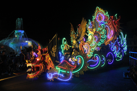 LIGHT PARADE DI SURABAYA