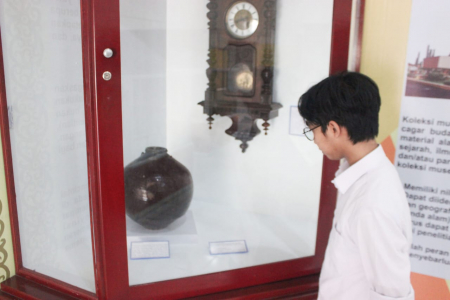 PAMERAN TEMPORER