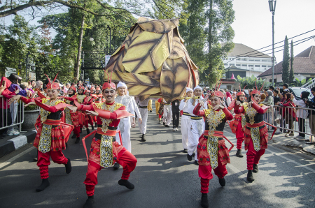 KARNAVAL BUDAYA WEST JAVA FESTIVAL