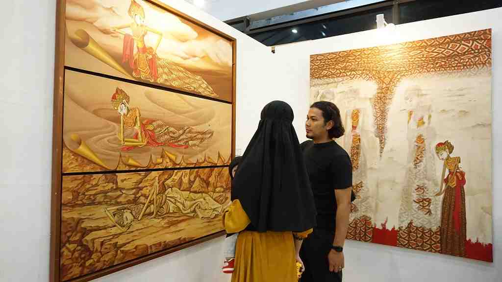 KUNJUNGI PAMERAN LUKISAN