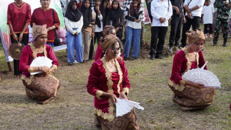TARI KIPAS