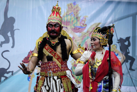 PAGELARAN WAYANG INKLUSI DI SURABAYA