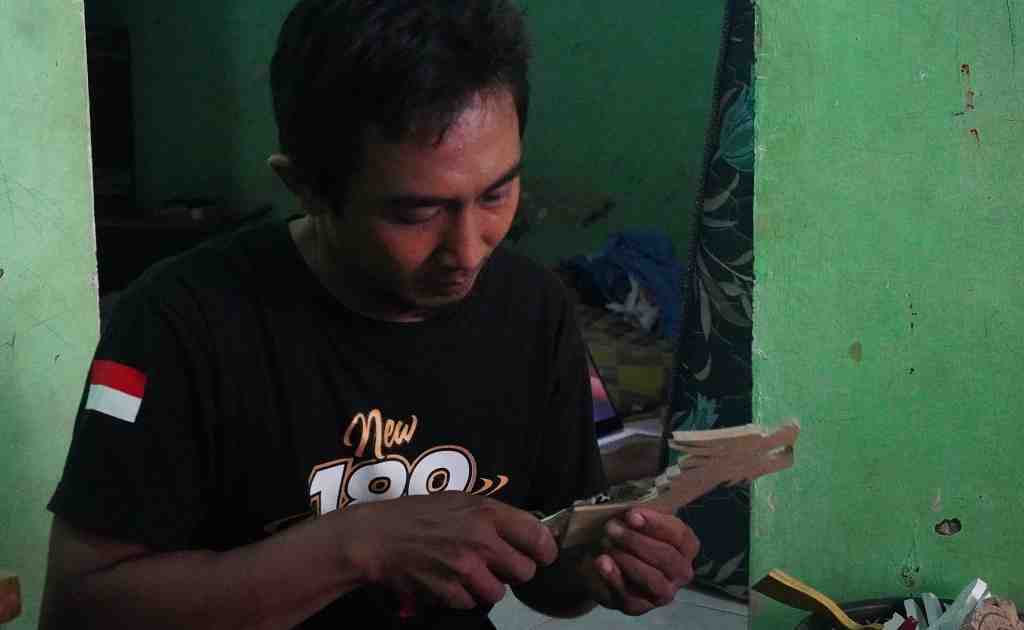 BENTUK KEPALA NAGA