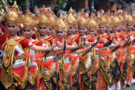 PARADE BUDAYA HUT TABANAN