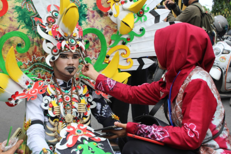 KARNAVAL BANJARMASIN SASIRANGAN FESTIVAL