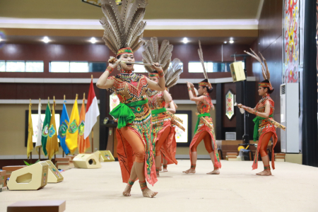 TARI KAMENTENG MANDAU BAWI