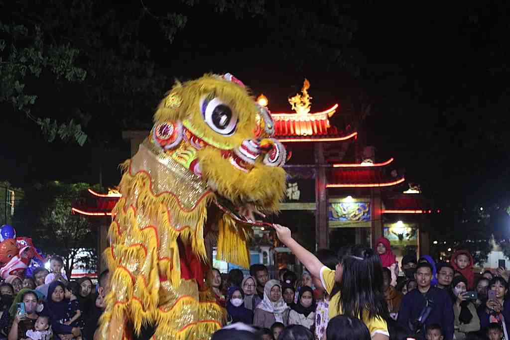 BERI ANGPAO CAP GO MEH