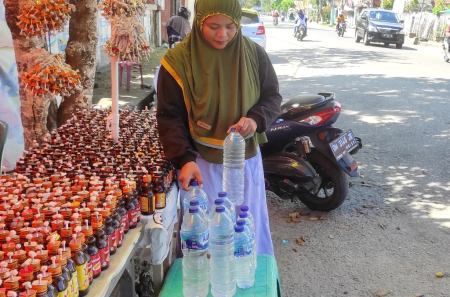 BAHAN BAKAR LAMPU BOTOL