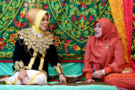 BAJU ADAT GALENGGO