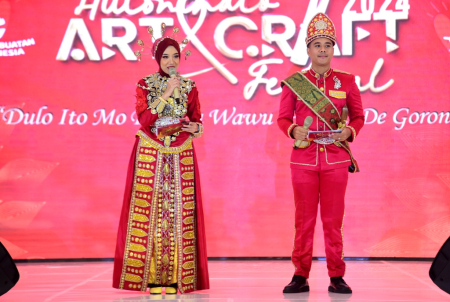 BAJU PENGANTIN GORONTALO