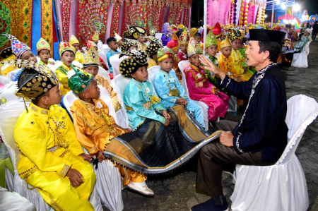 BERBAKTI KEPADA ORANG TUA