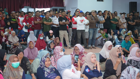 JUMPA PERS DAN FANS SLANK