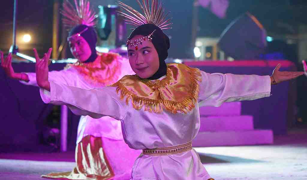 TARI SALAI JIN