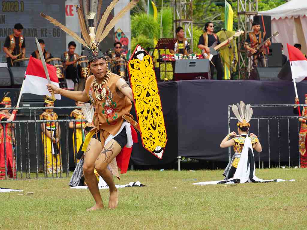TARI MANDAU