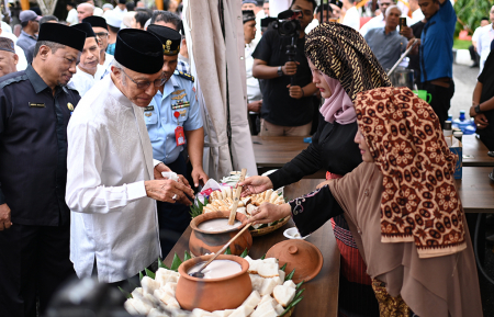 APAM ACEH DI MAULID NABI