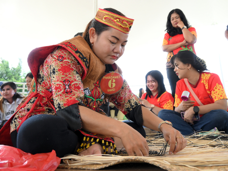 LOMBA MANJAWET UWEI FBIM