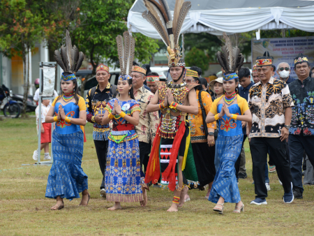 DEFILE FESTIVAL PALANGKA RAYA