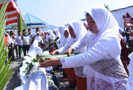 PROSESI RITUAL HOGO JAKO 