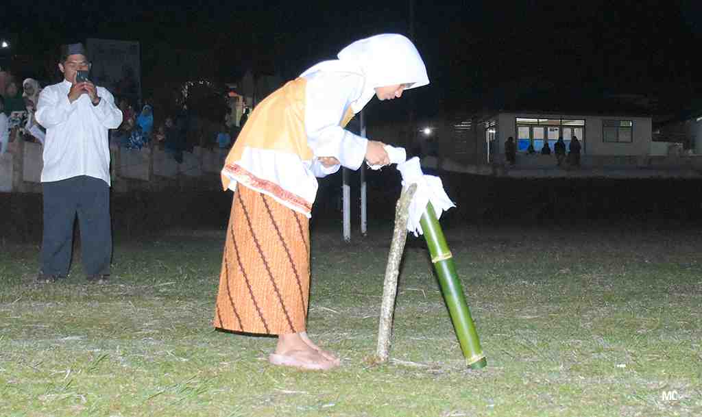 RITUAL RORA AKE DANGO