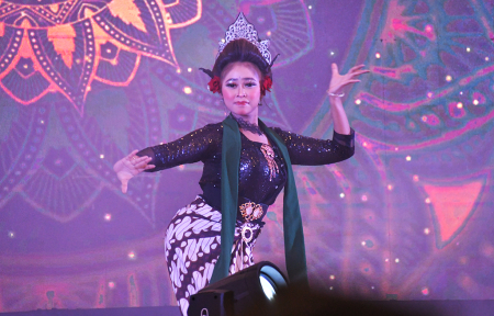 TARI JAIPONG