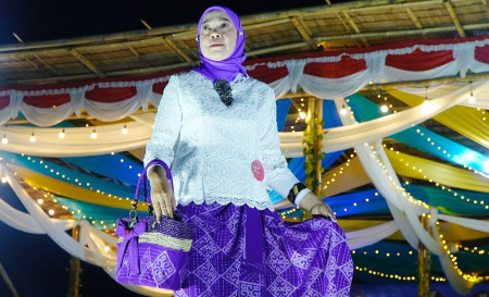 LOMBA PERAGAAN BUSANA
