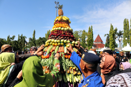 GREBEG GUNUNGAN HARI JADI ke-274 BLORA