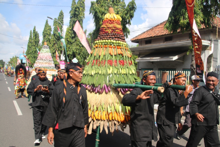 GUNUNGAN HASIL BUMI BLORA