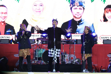  KOMEDIAN CAK LONTONG HIBUR WARGA  JATIM
