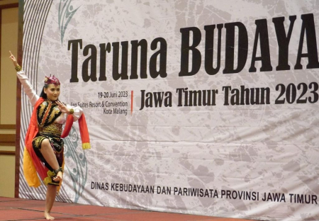 TARI REMO KESENIAN TRADISIONAL DARI JATIM