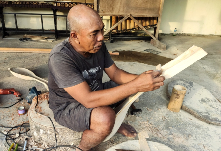 HARGA ALAT MUSIK GAMBUSI