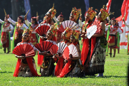 TARI GANDRUNG MARSAN