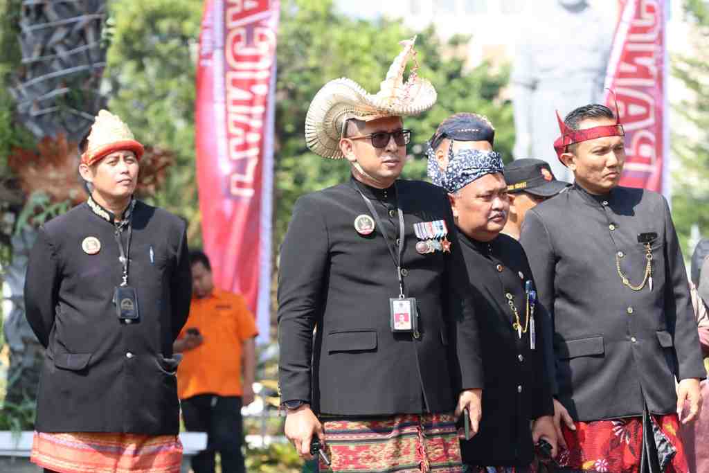 TI'I LANGGA TOPI KHAS KEPULAUAN ROTE