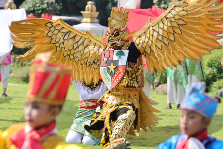 TARI KOLOSAL PANCASILA SANG PEMERSATU BANGSA