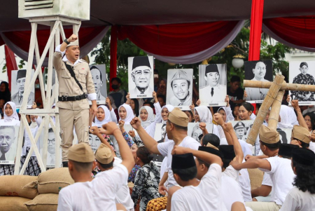 BERIKAN SEMANGAT JUANG