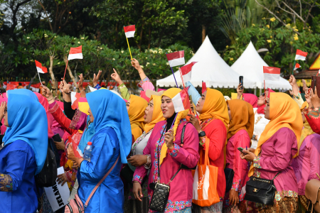 ISTANA BERKEBAYA MENYAMBUT HUT KE-78 RI  