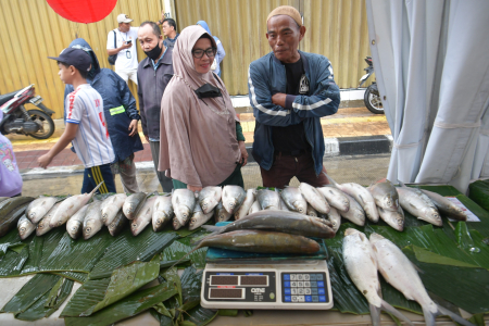 FESTIVAL BANDENG RAWA BELONG 