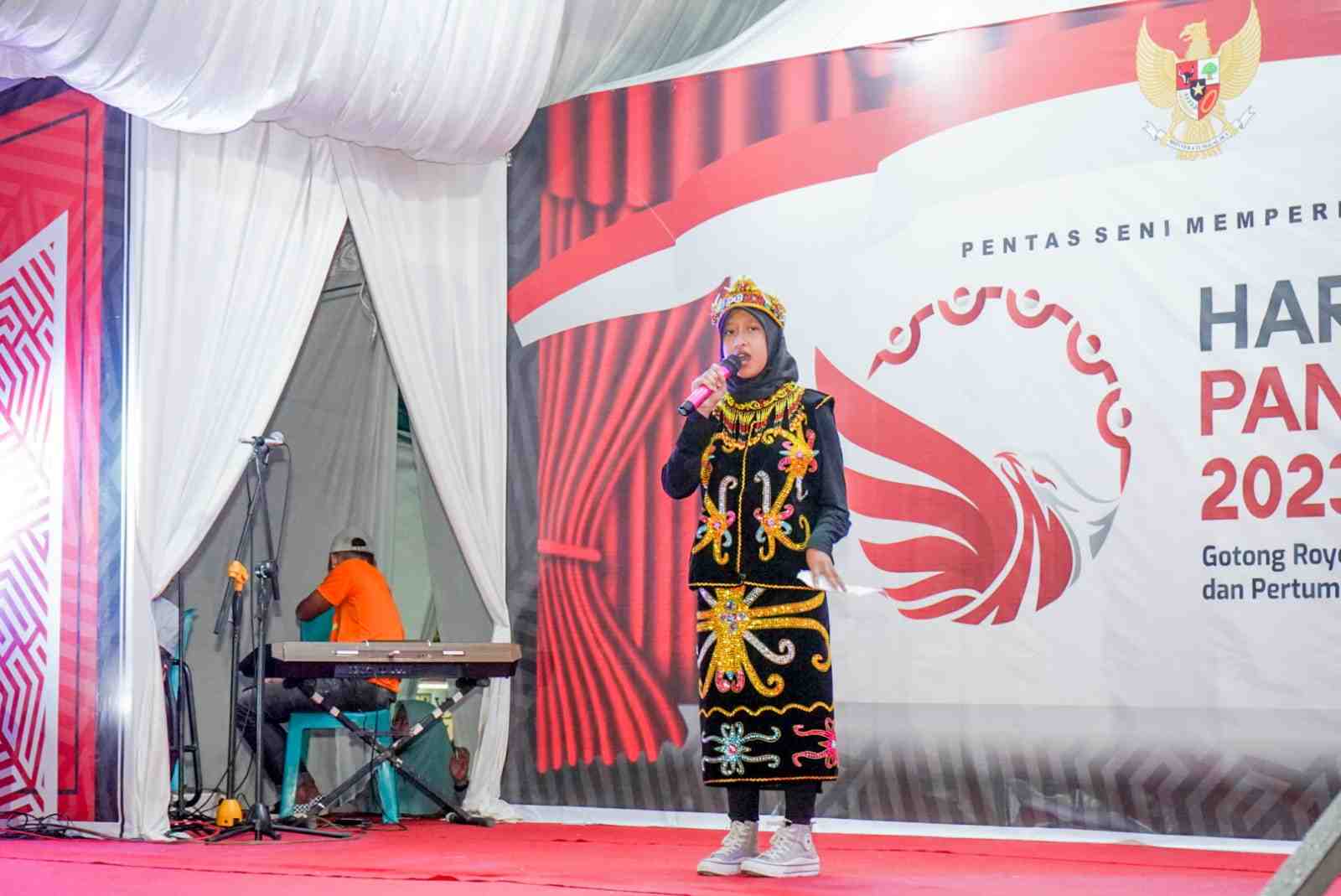 LOMBA PAGELARAN BHINEKA TUNGGAL IKA 