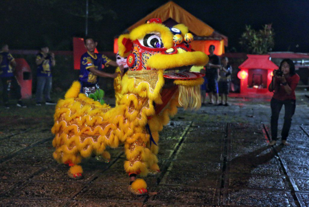 AKTRAKSI BARONGSAI  