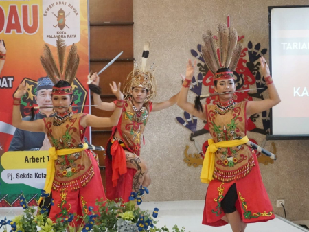 TARI KAMENTENG MANDAU APANG