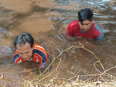 LOMBA MANGARUHI