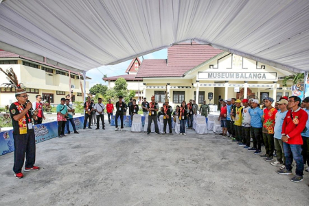 JELASKAN PERATURAN LOMBA HABAYANG