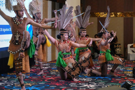 TARIAN KAMENTENG MANDAU APANG