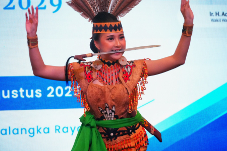 TARI KAMENTENG MANDAU APANG