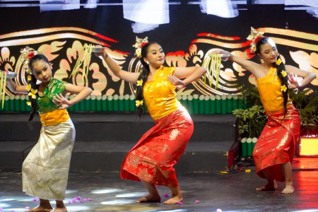 TARIAN PENDET