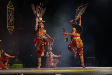 TARI MANDAU