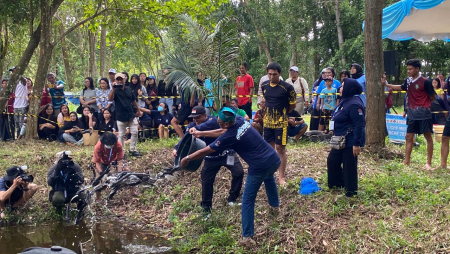 LEMPAR IKAN MANGARUHI