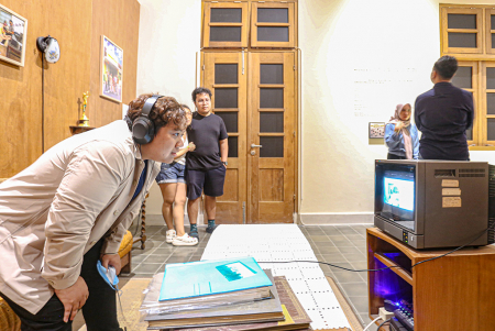 AMATI REKAMAN AUDIO VISUAL TEMPO DULU
