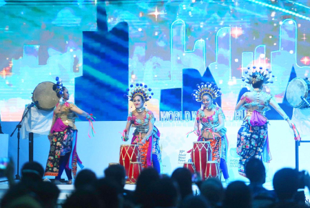 TARI MODERN BETAWI BUKA 10TH WWF KICK OFF MEETING