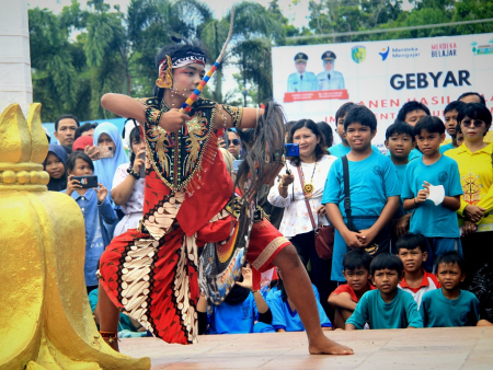 TARIAN KUDA LUMPING