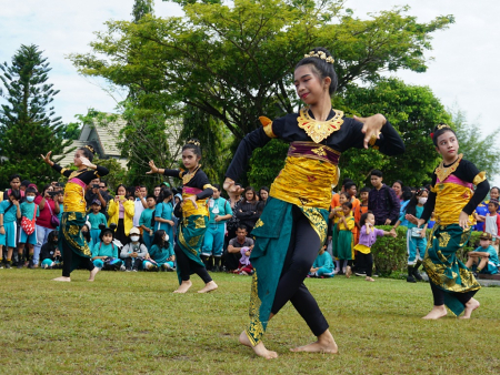 TARI KREASI MODERN